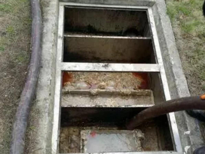 中堂镇隔油池清理